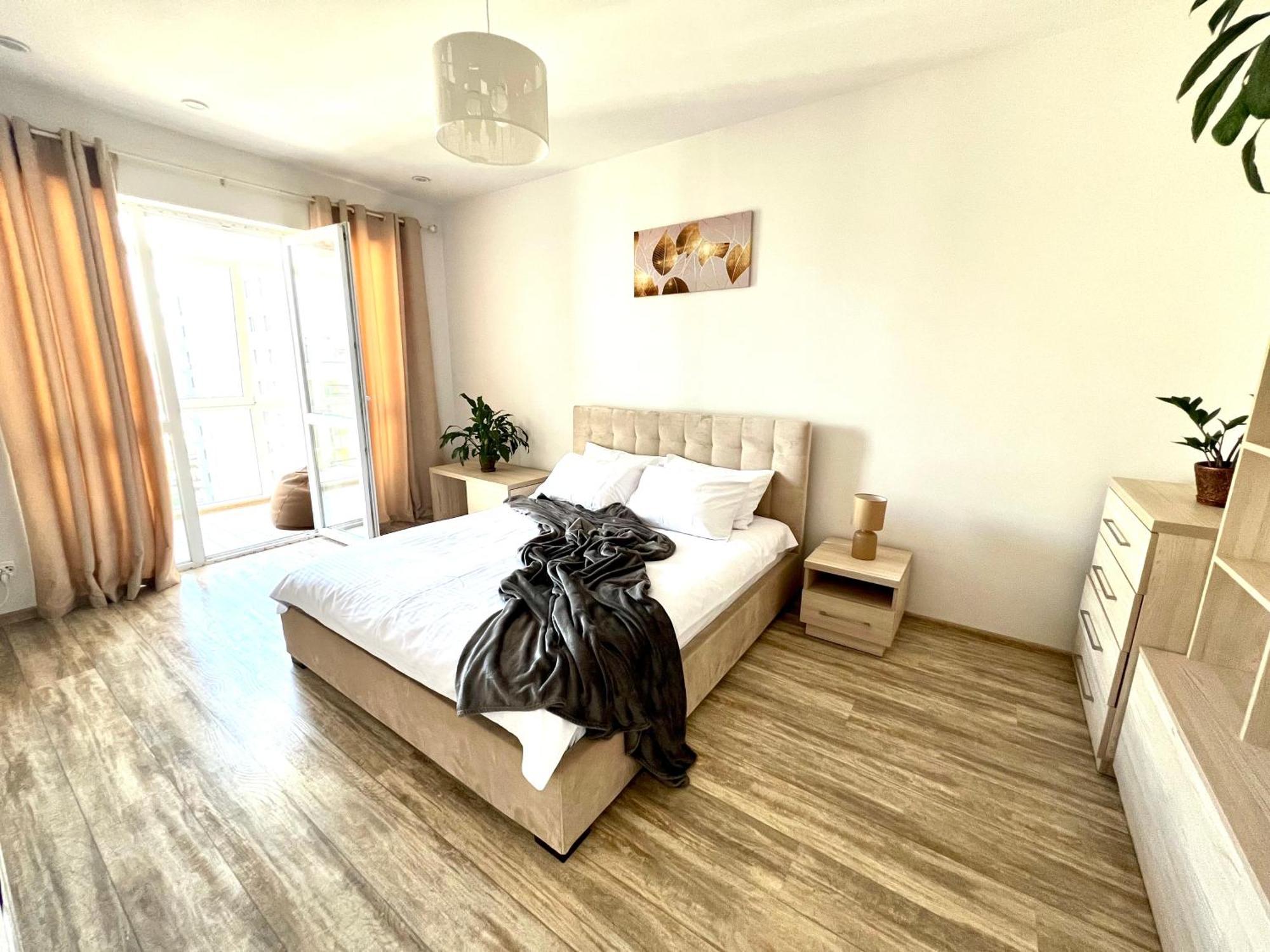 לבוב Osapart Malevich Apartment In The Complex Great Britain מראה חיצוני תמונה